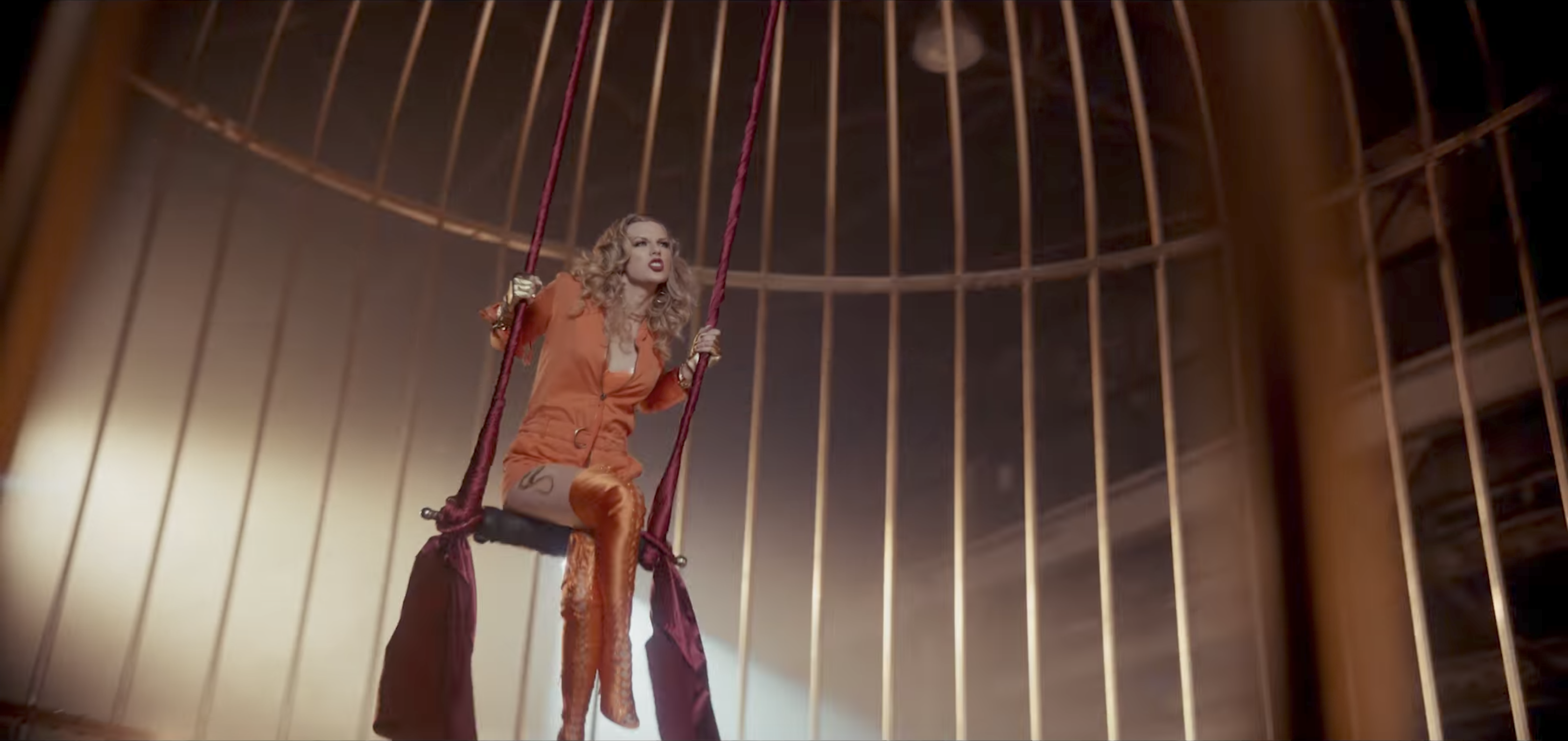 Taylor Swift Takes the Gloves Off